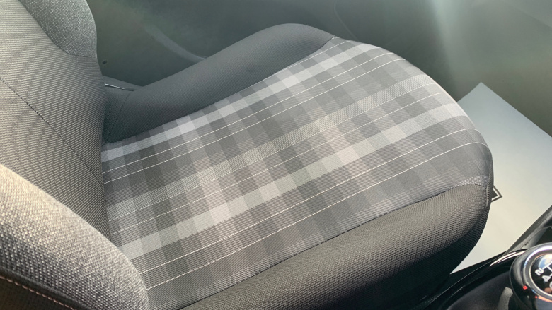 Peugeot 108 1.0 72 Allure 5dr Petrol Hatchback